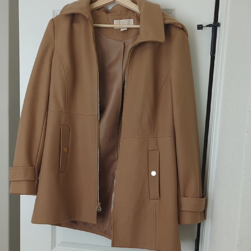 Michael Kors Tan  Peacoat